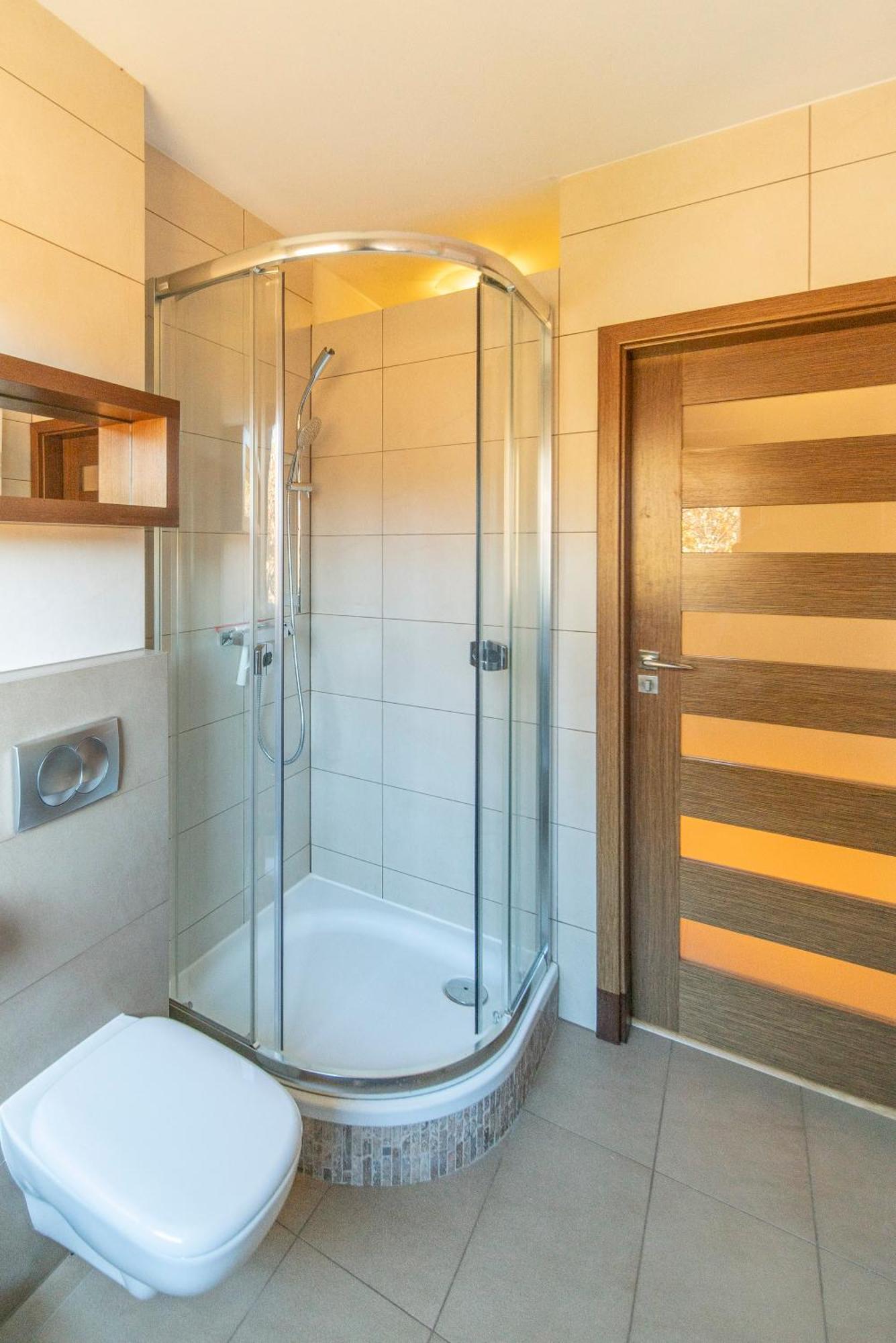 Apartament Werona Selfcheckin Ac Вроцлав Екстериор снимка